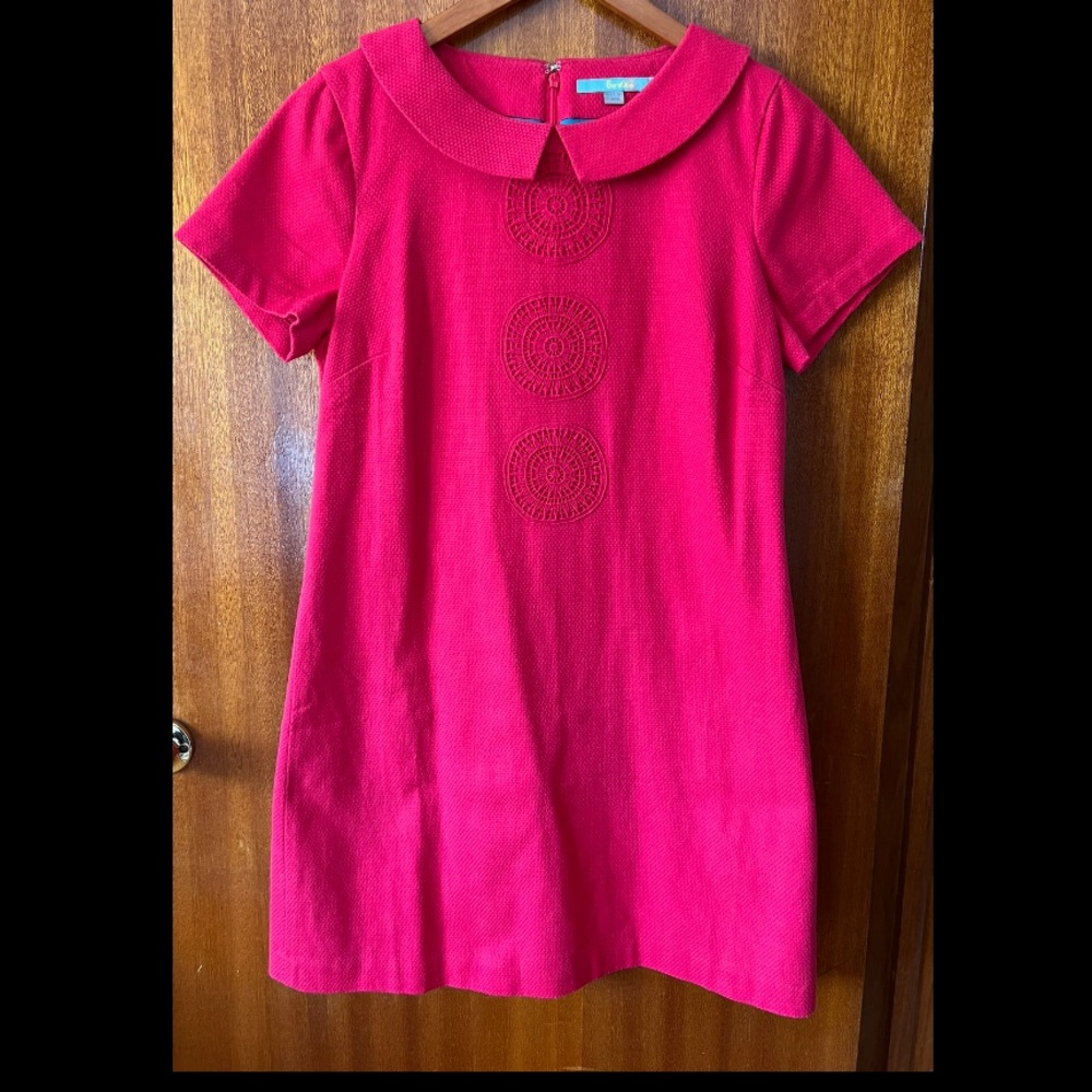 Beautiful and vibrant Boden dress in pink- you will get so many compliments!
